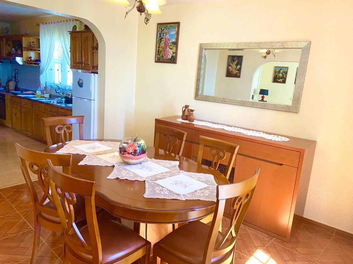 Casa Neves Three Bedrooms And Fantastic Sea View Arco da Calheta  Exteriör bild