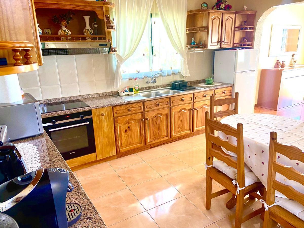 Casa Neves Three Bedrooms And Fantastic Sea View Arco da Calheta  Exteriör bild